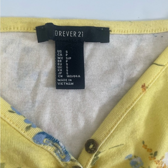 🌼 Forever 21 Yellow Floral Crop Top – Size Small 🌼 - Picture 7 of 9